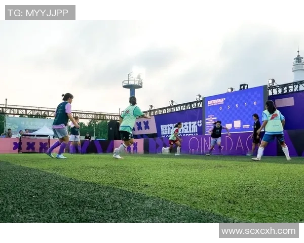 足球巨星齐聚一堂激情碰撞 合影定格经典瞬间展现辉煌时刻 足球巨星齐聚一堂激情碰撞 合影定格经典瞬间展现辉煌时刻