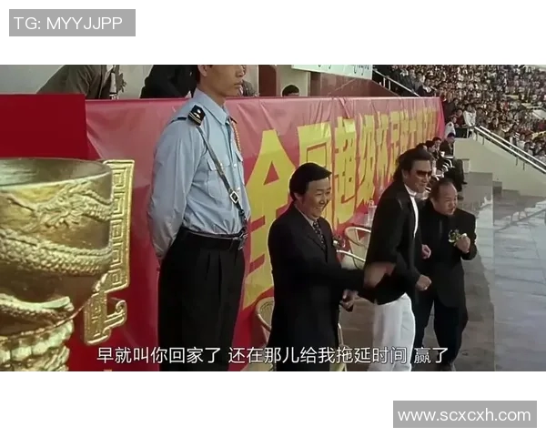 少林足球星爷带领队员勇闯沙场，精彩打仗场面震撼全场